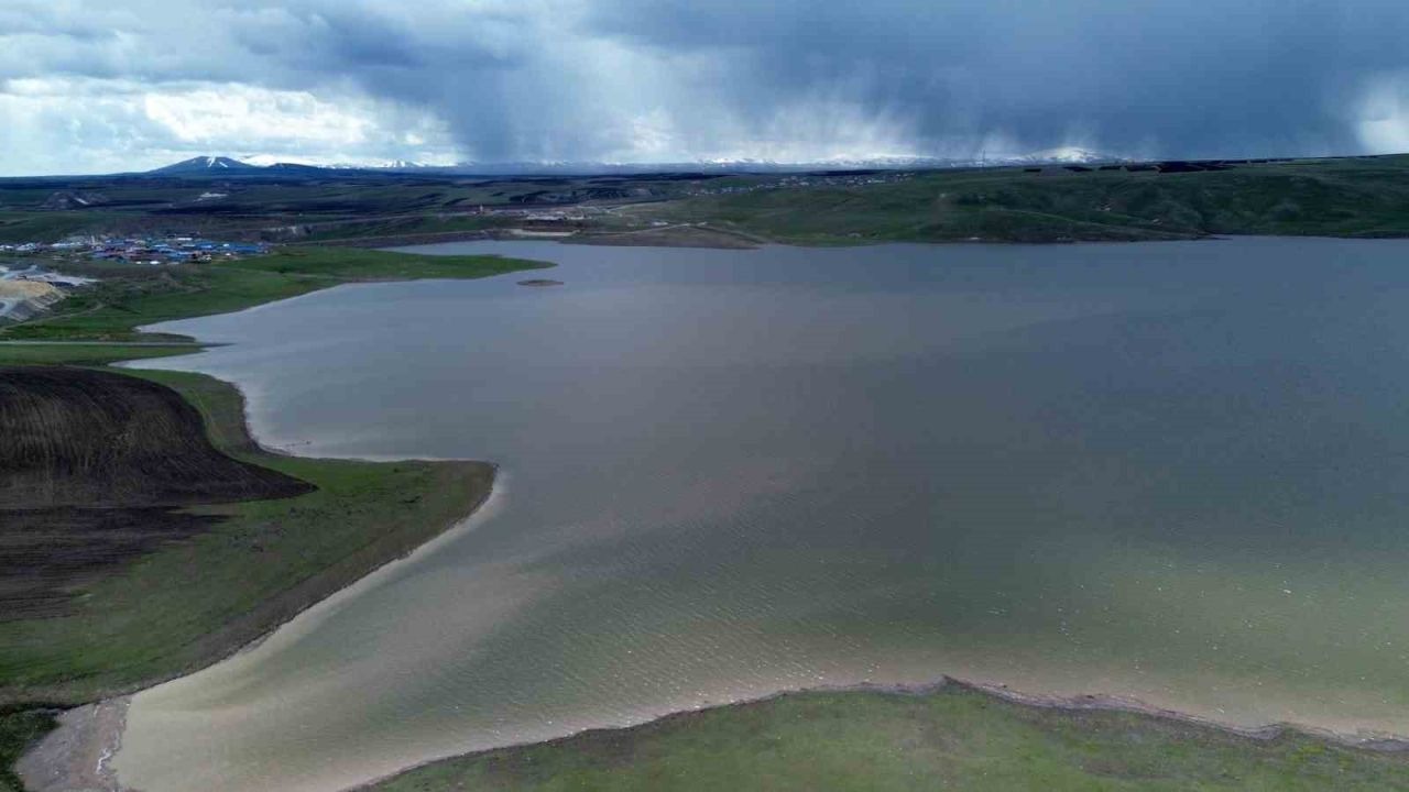 Kars Barajı %100 Doluluğa Ulaştı: Tahliye İşlemi Başlıyor