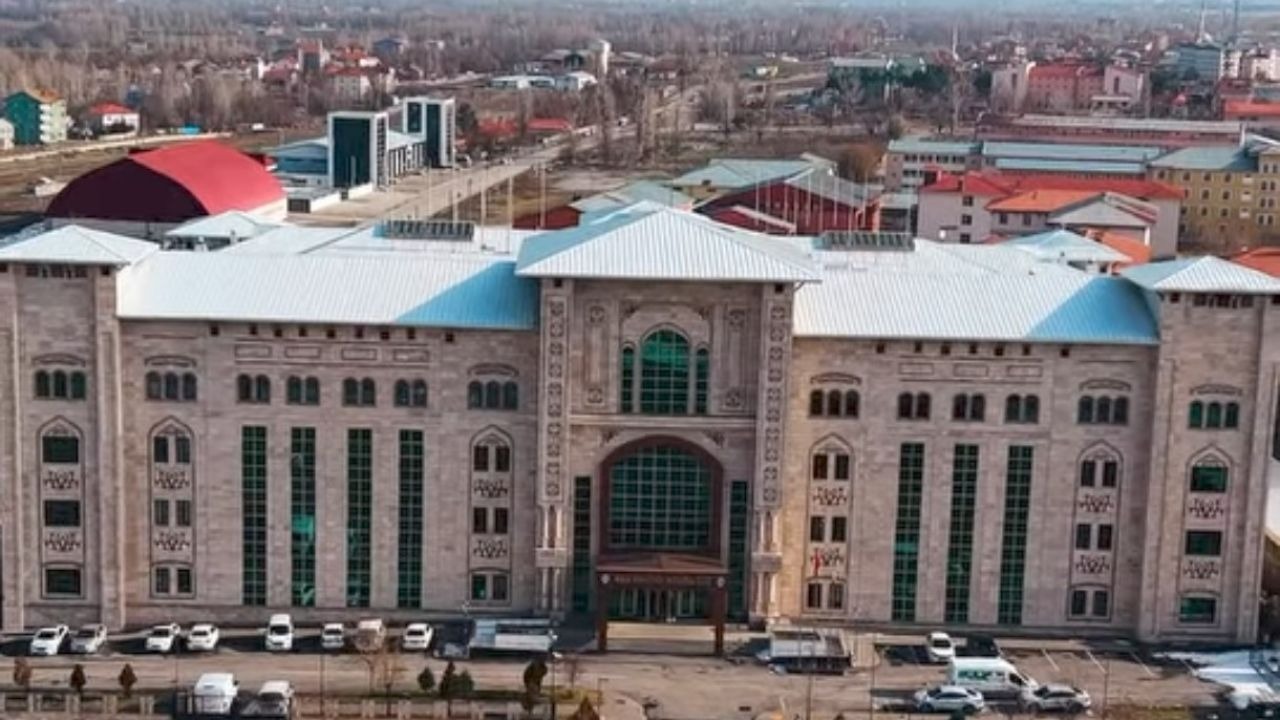 Muş’ta Aranan Şahıslara Şafak Operasyonu: Kesinleşmiş Cezası Bulunan 3 Kişi Yakalandı
