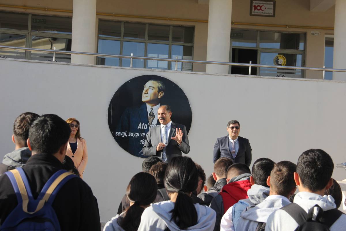 Iğdır İl Milli Eğitim Müdürü Aziz GÜN'den Meslek Liselerine Yakın Takip