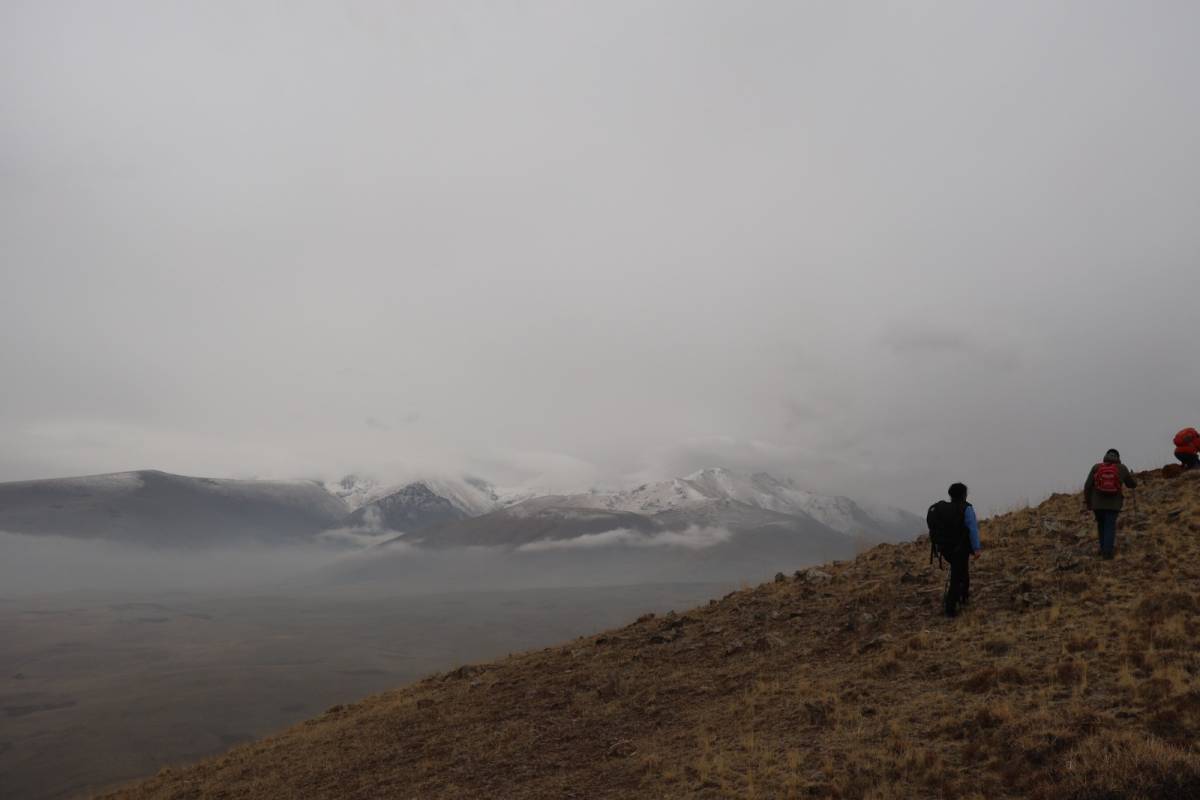 Sis ve Kar Altındaki Aras Dağları Doğa Tutkunlarını Ağırlıyor