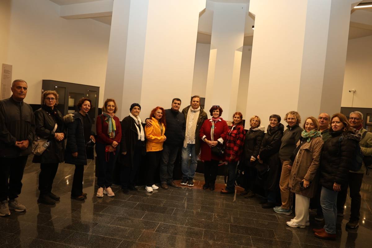 Iğdır “Kılıçlar Anıtı”na Ziyaretçi Akını