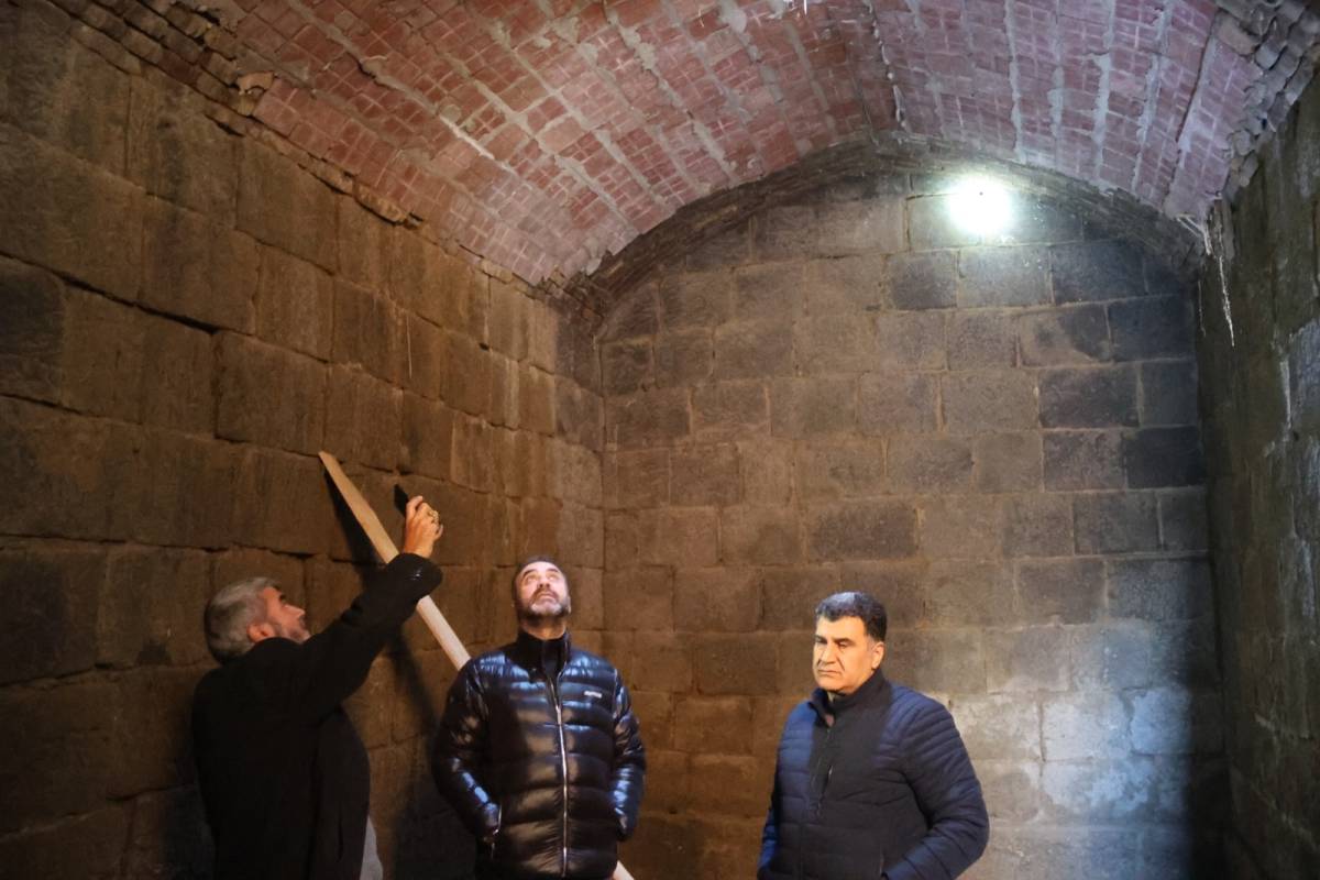 Karakoyunlu’daki Tarihi Buzhane Yok Olma Tehlikesiyle Karşı Karşıya