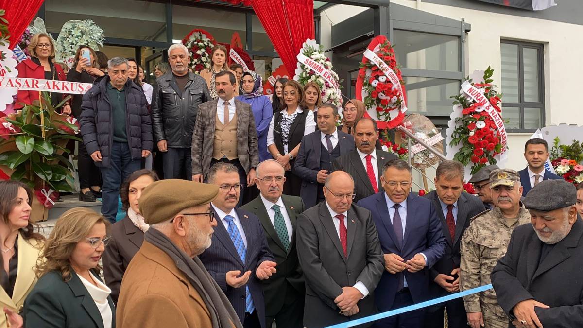 Iğdır’da hayırsever iş insanının yaptırdığı Bilim ve Sanat Merkezi hizmete açıldı