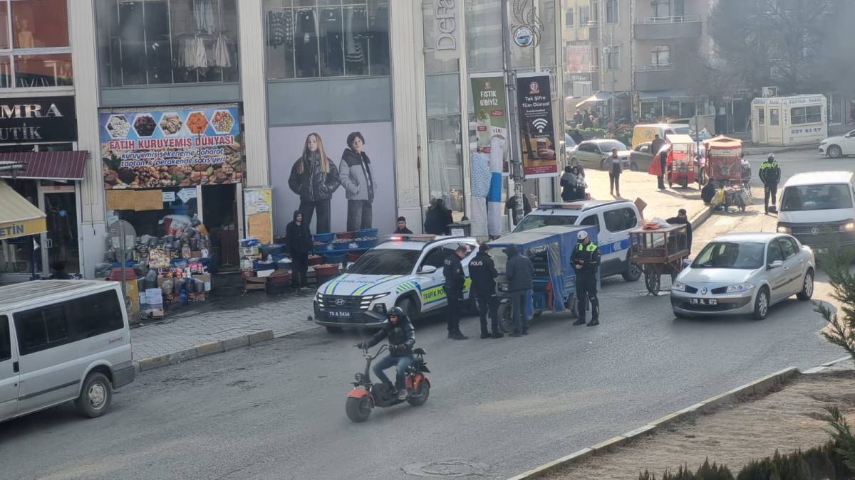 Iğdır’da Sıkı Trafik Denetimi: Kask ve Ehliyet Kontrolleri Artırıldı!