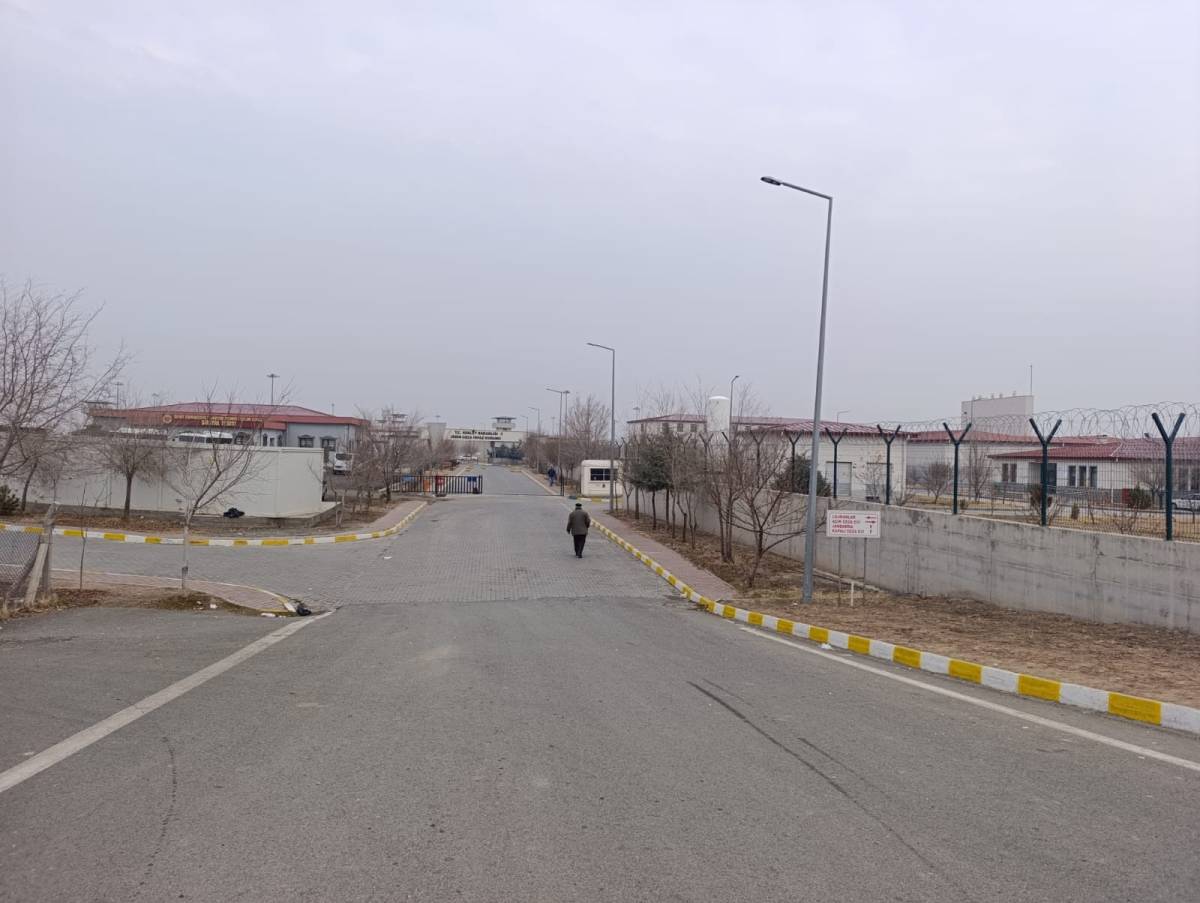 SON DAKİKA!!! Iğdır Cezaevinde tahliyeler başladı