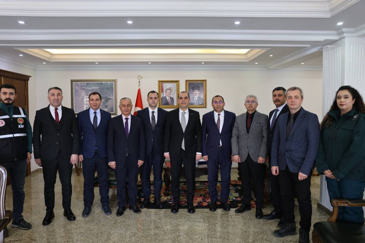 Iğdır Valisi M. Fırat Taşolar’a Ziyaretçi Akını! STK ve Odalardan Hayırlı Olsun Mesaisi