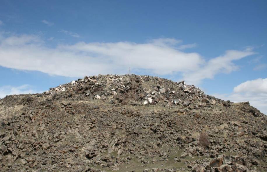 AĞRI DAĞI’NIN GÖLGESİNDE BİR ÇOCUKLUK: YUKARI ARATAN KÖYÜ