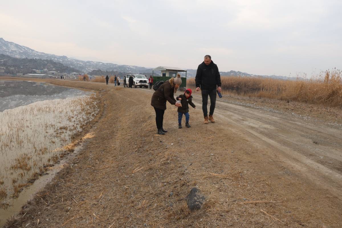 Ağrı Dağı Milli Parkı Karasu Sazlıkları Hafta Sonu Ziyaretçi Akınına Uğradı