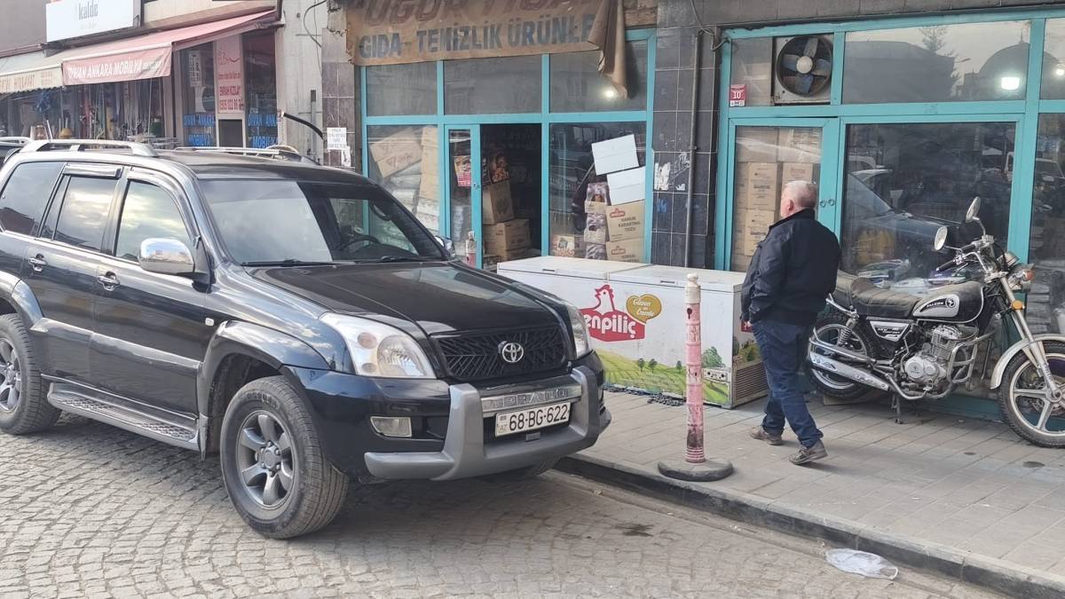 Iğdır’da Ramazan Bereketi: Azerbaycanlı Vatandaşlar Çarşı Pazarı Hareketlendirdi