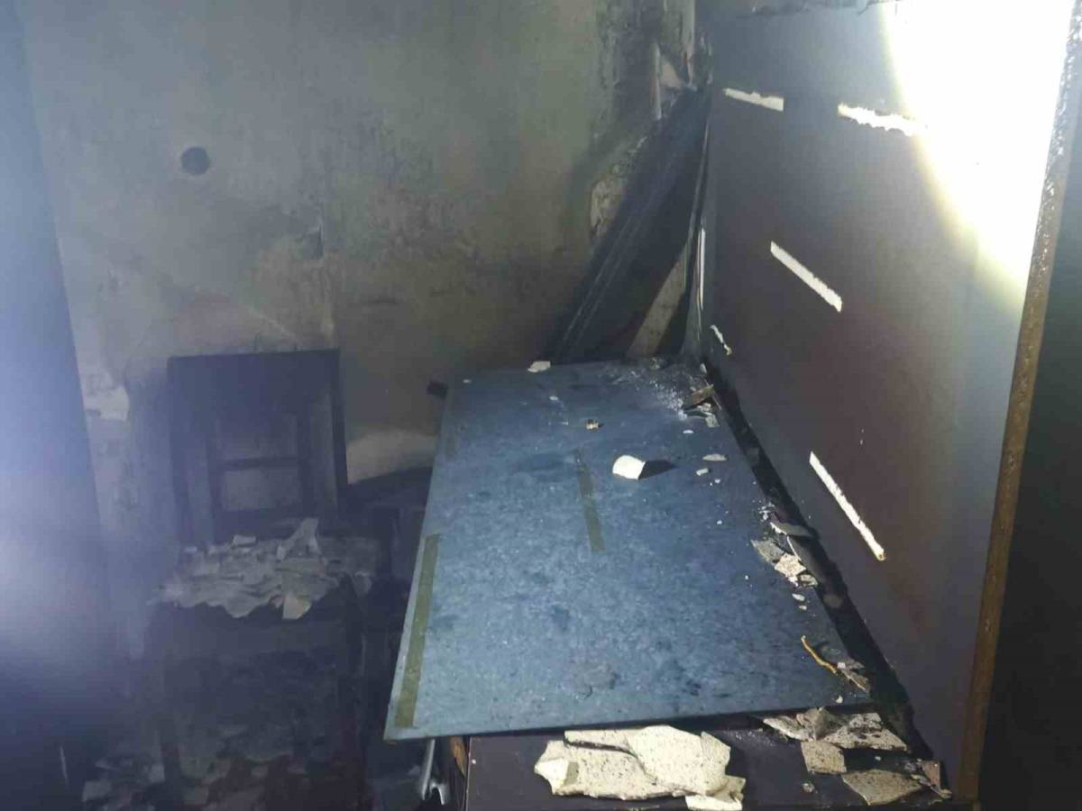 Iğdır’da Korkutan Yangın: Günlük Kiralık Daire Alevlere Teslim Oldu!