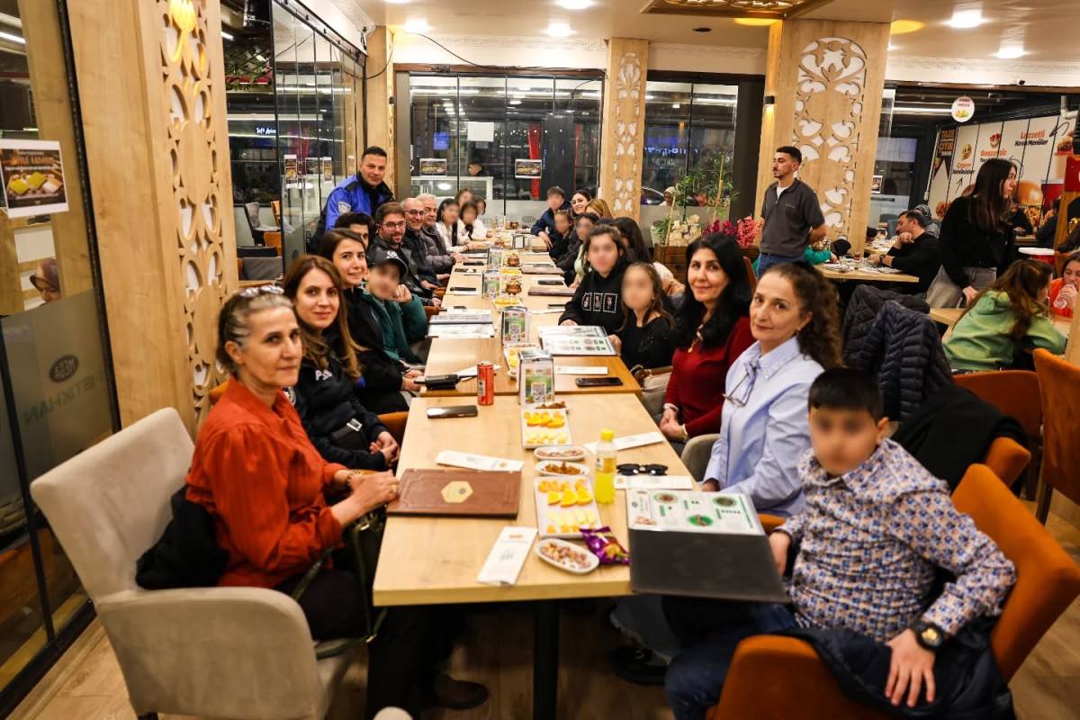 Iğdır Milli Eğitim Müdürü Aziz Gün DYK Kurslarında Öğrencilerle Buluştu