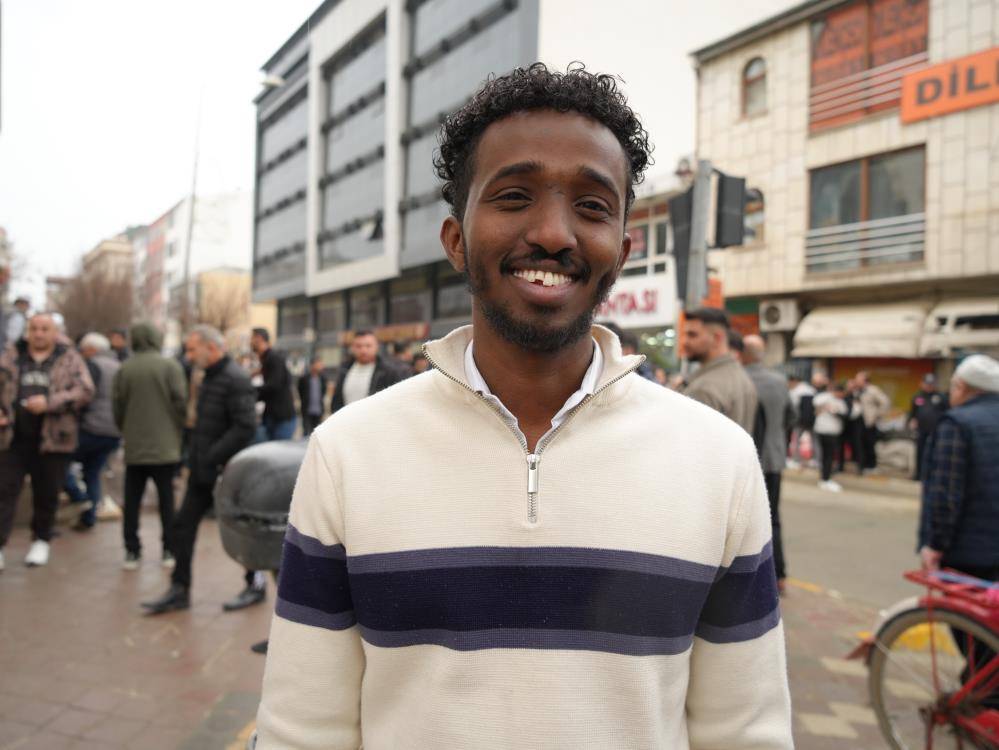 Güneşin Doğduğu İlk İlde Bayram Heyecanı: Iğdır Camilere Akın Etti!