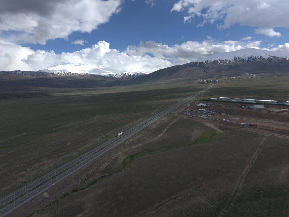İran'daki Gerilim Zengezur’u Mecbur Kıldı: Iğdır Dünyaya Açılan Tek Kapı Oluyor!