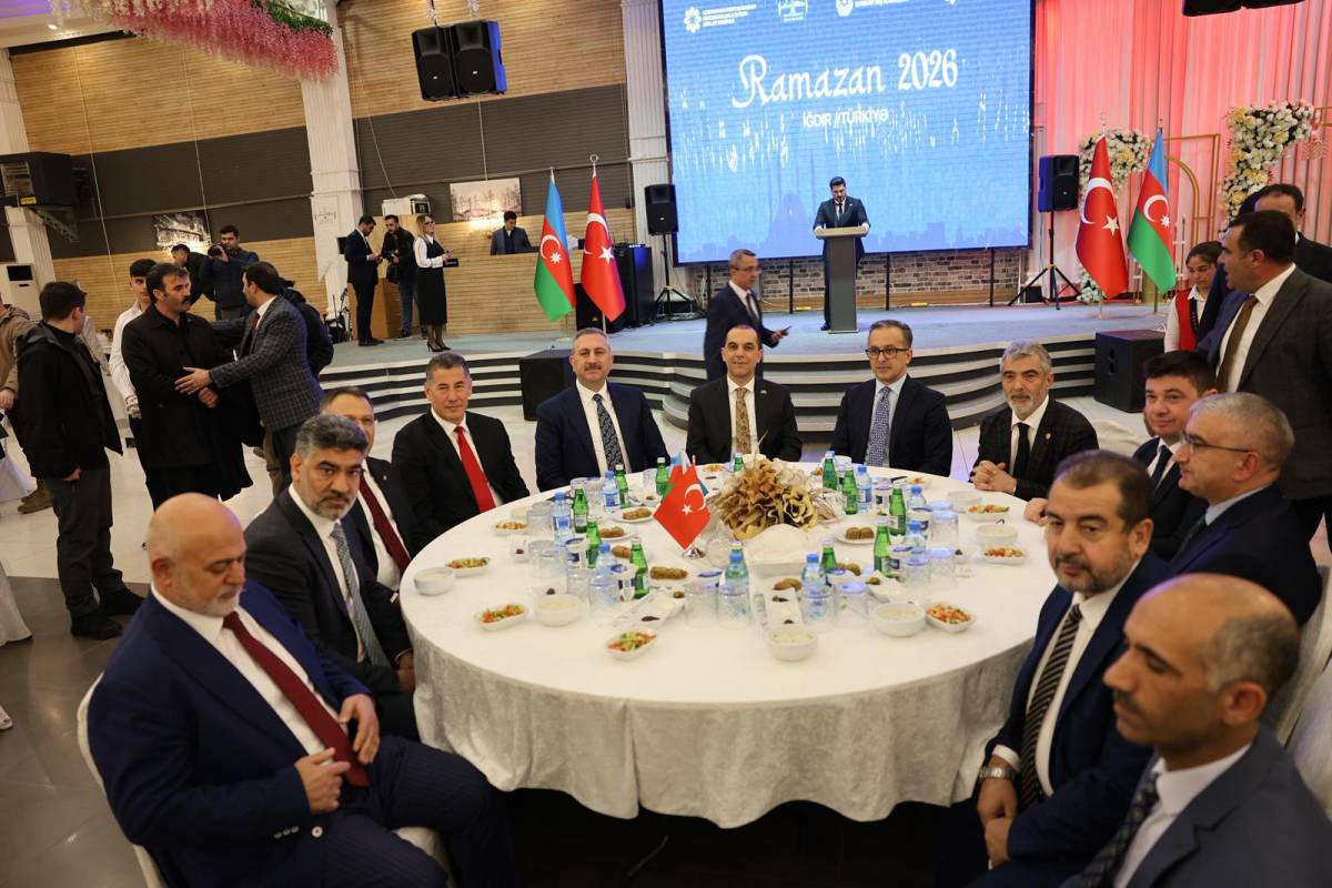 Azerbaycan Dini Kurumlar Komitesi’nden Iğdır’da İftar Programı