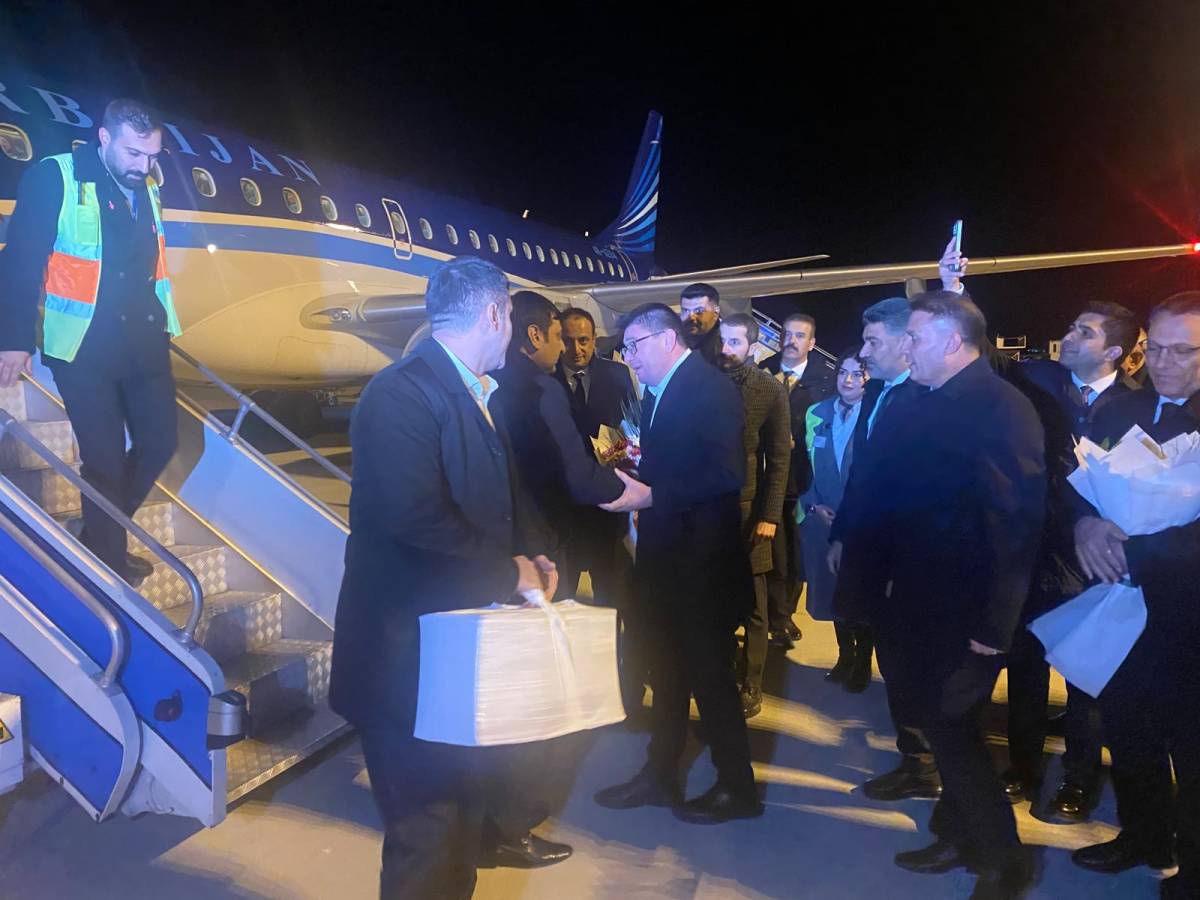 Nahçıvan Uçuşları Iğdır’a Yönlendirildi! Havalimanında Tarihi Gün