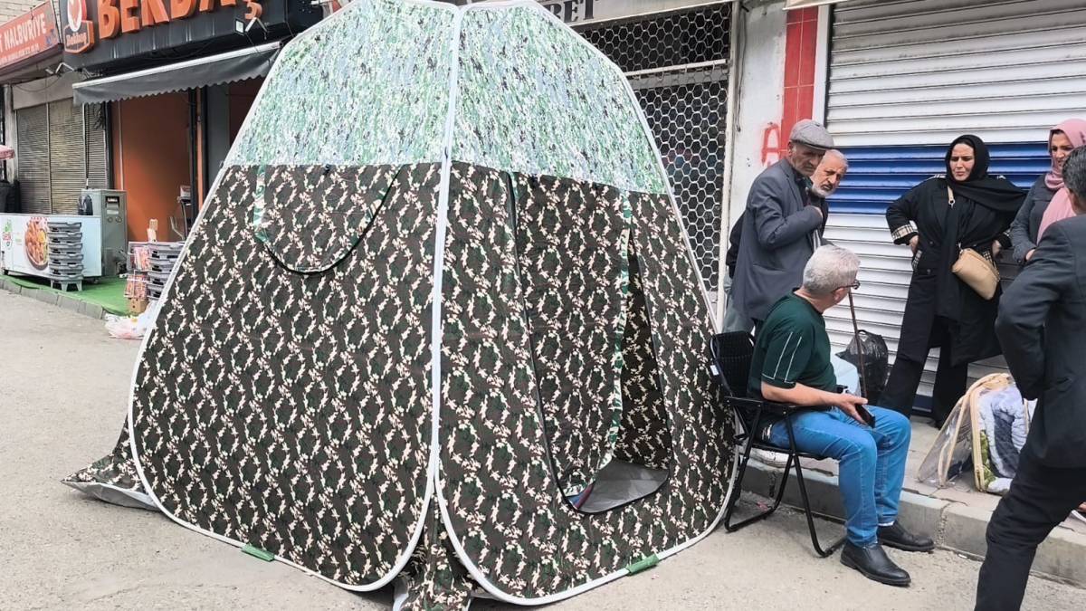 Iğdır Halk Pazarında İranlı Ziyaretçilerin Ticaret Hareketliliği