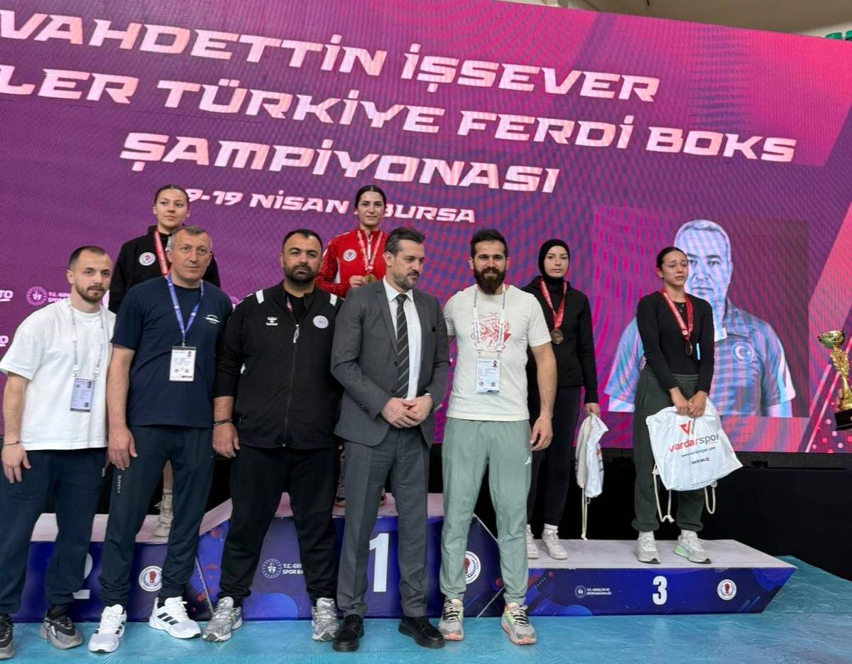 Iğdır’ın Altın Yumruğu: Pınar Elçik Türkiye Şampiyonu!