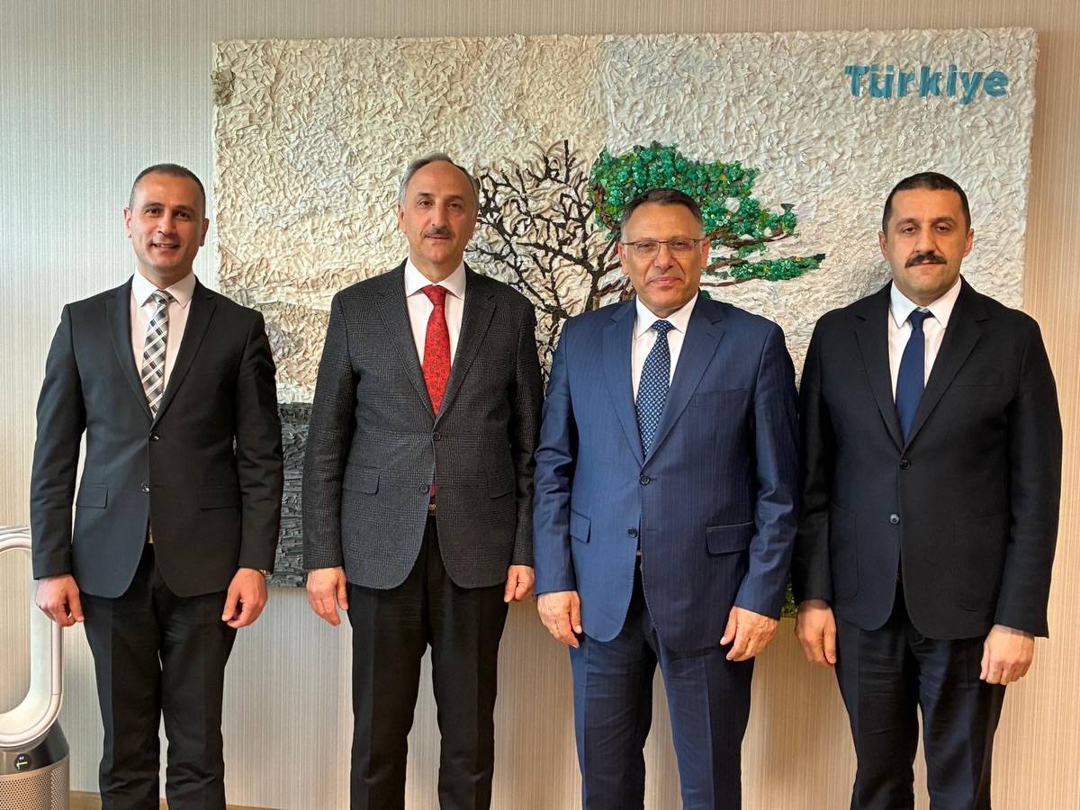 Iğdır Üniversitesi’nde Yeşil Seferberlik: 750 Dönümlük Alan Ağaçlandırılıyor