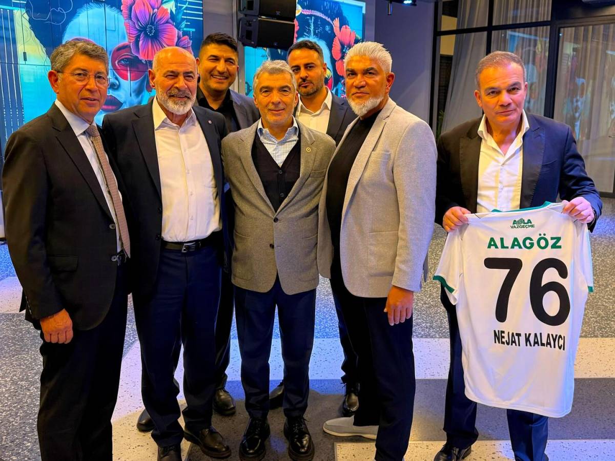 Berlin’de Iğdır Rüzgarı: Cantürk Alagöz Gurbetteki Vatandaşlarla Bir Araya Geldi