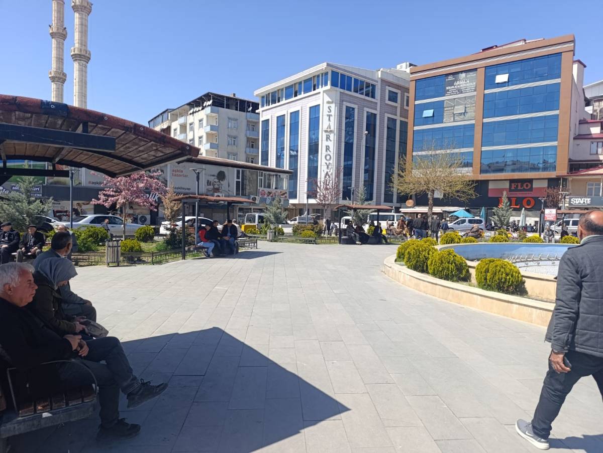 Iğdır’da 24 Saatte İki Mevsim: Kar Gitti, Güneş Geldi!