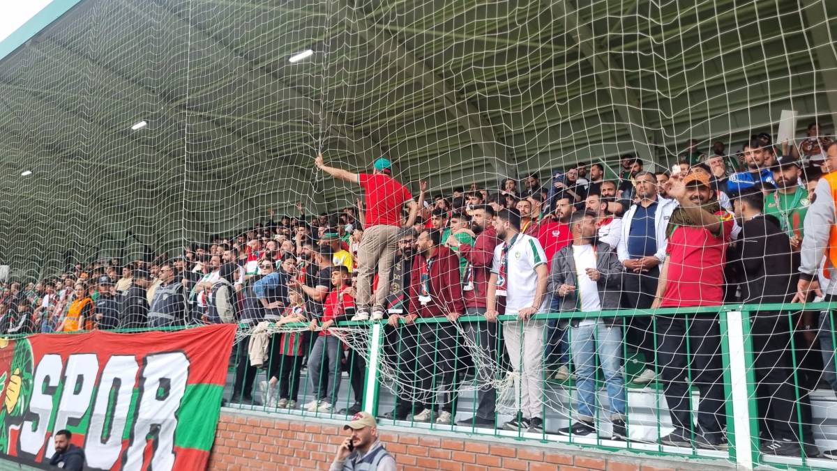 Iğdır'da Berabere Kalan Amedspor  Erzurumspor'un Ardından Süper Lig Biletini Aldı