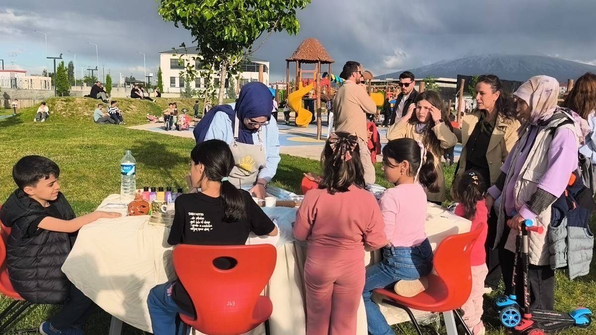 Iğdır’da Baharın Müjdecisi Hıdırellez: Millet Bahçesi’nde Dev Kutlama!