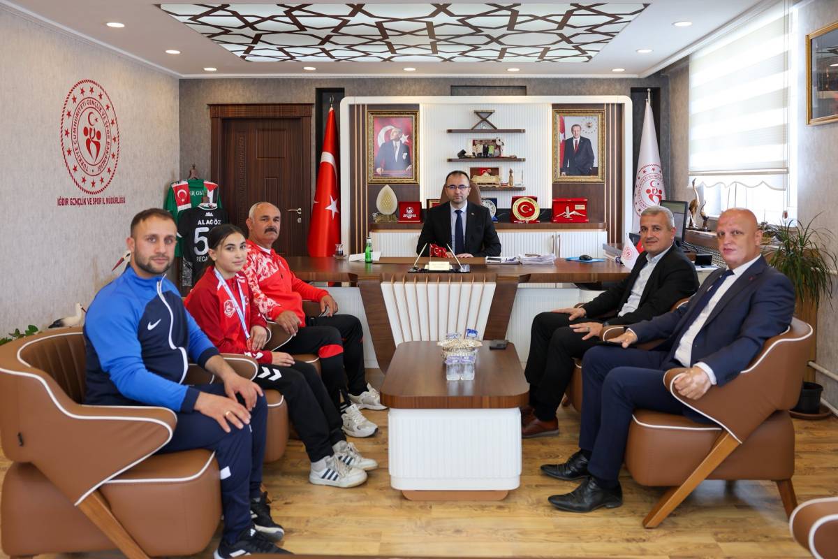 Hiranur Uygun’dan Tarihi Başarı: Iğdır’a Altın Madalya